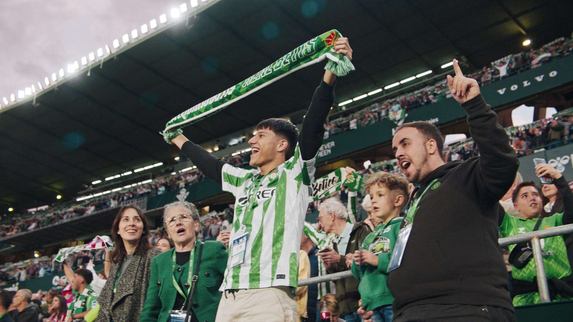 太阳报：切尔西豪掷8000万镑锁定托尼，成引援名单首位目标